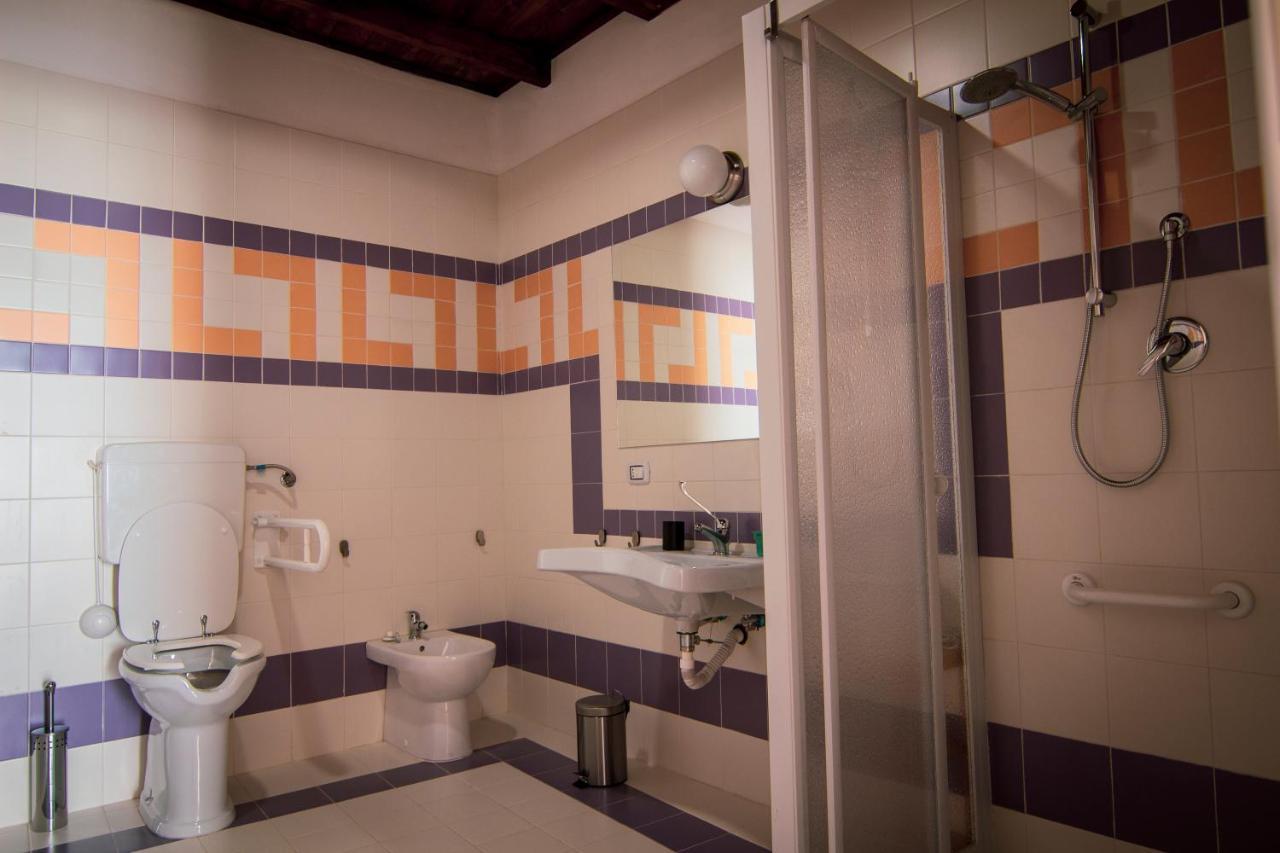 B&B Le Finestre Sul Mare Таранто Экстерьер фото